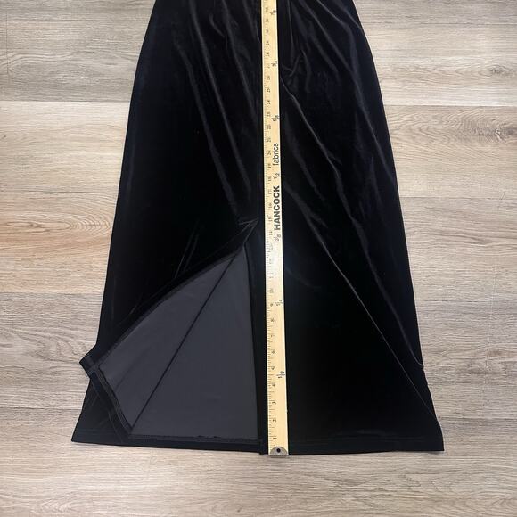 VTG Black Velvet Maxi Skirt MED Back Slit Whimsigoth Romantic EUC Made in USA - Picture 4 of 11